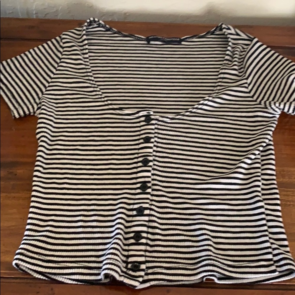 White with black stripes cropped short sleeve
